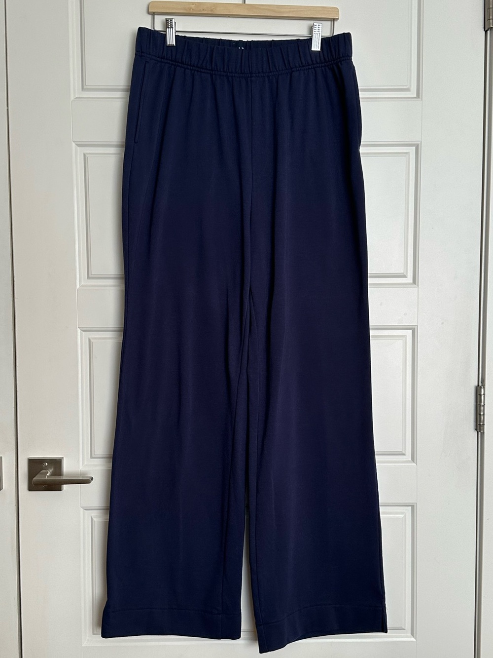Blue Gap High Rise Cloud Light Wide-Leg Pants, size Large Tall